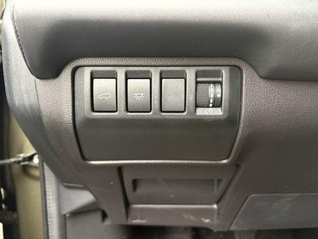 Used 2023 Autumn Green Metallic Subaru Touring image 17