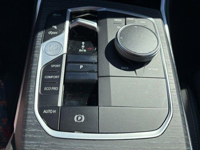Used 2025 Black Sapphire Metallic BMW 330i xDrive image 21