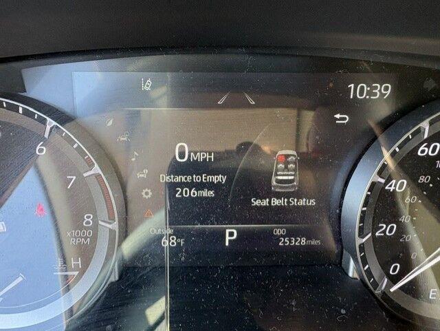 Used 2022 Wind Chill Pearl Toyota XLE image 24