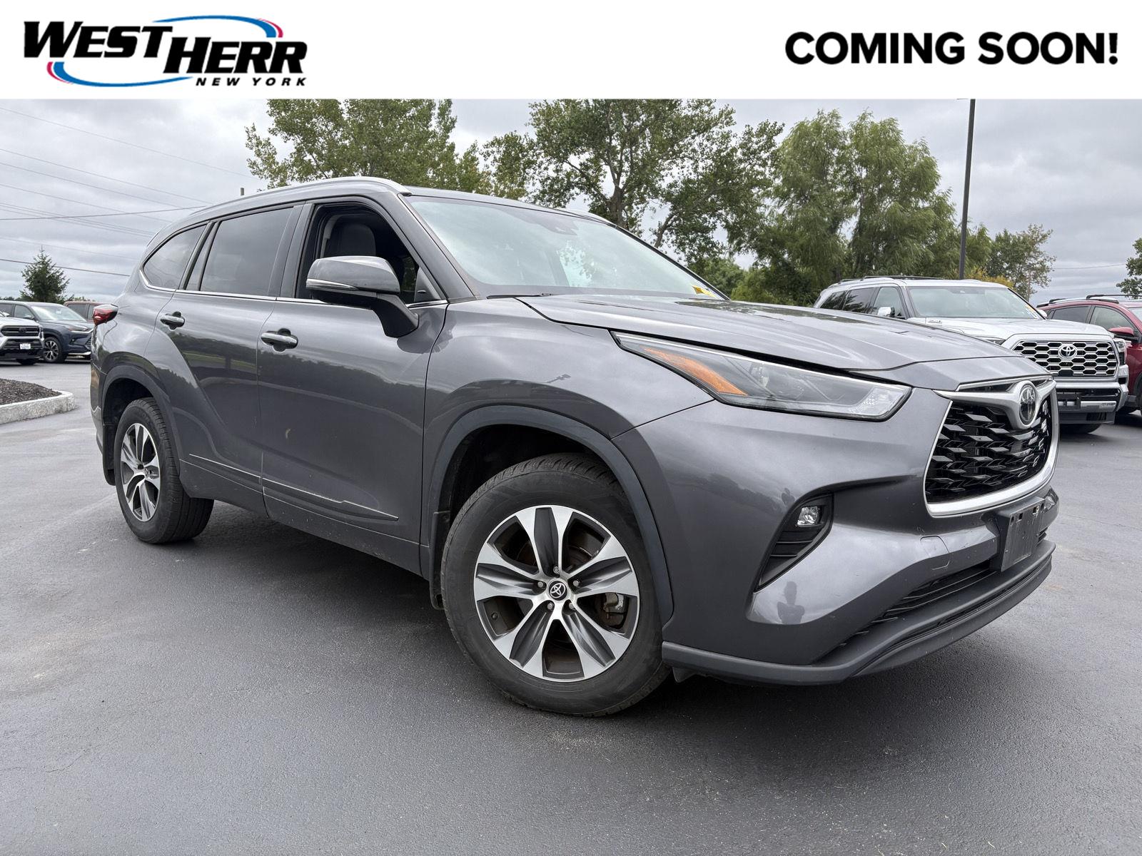 Pre-Owned 2022 Toyota Highlander XLE Sport Utility in #TCQ260836A