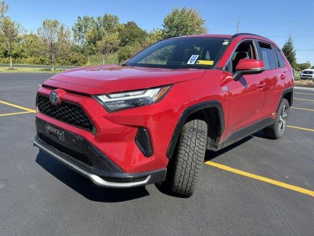 Used 2024 Supersonic Red Toyota SE image 6