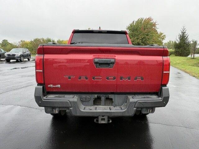 Used 2025 Supersonic Red Toyota SR image 12