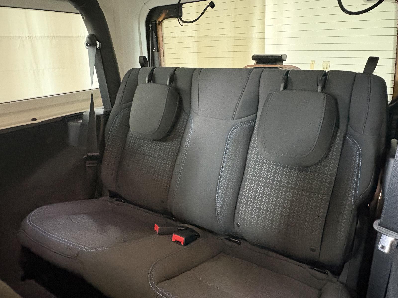 Used 2021 Sting-Gray Clearcoat Jeep Islander image 9