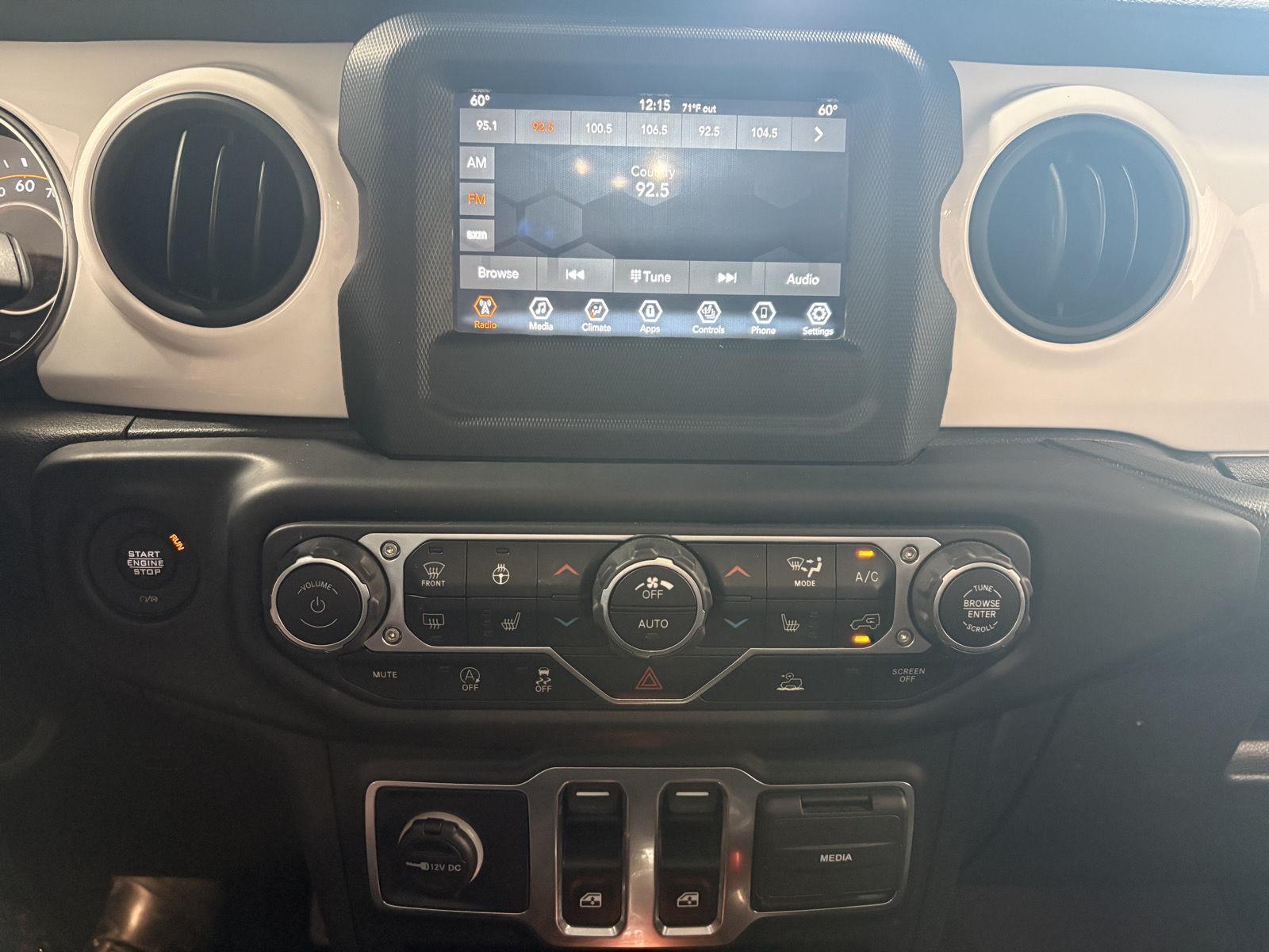 Used 2021 Sting-Gray Clearcoat Jeep Islander image 5
