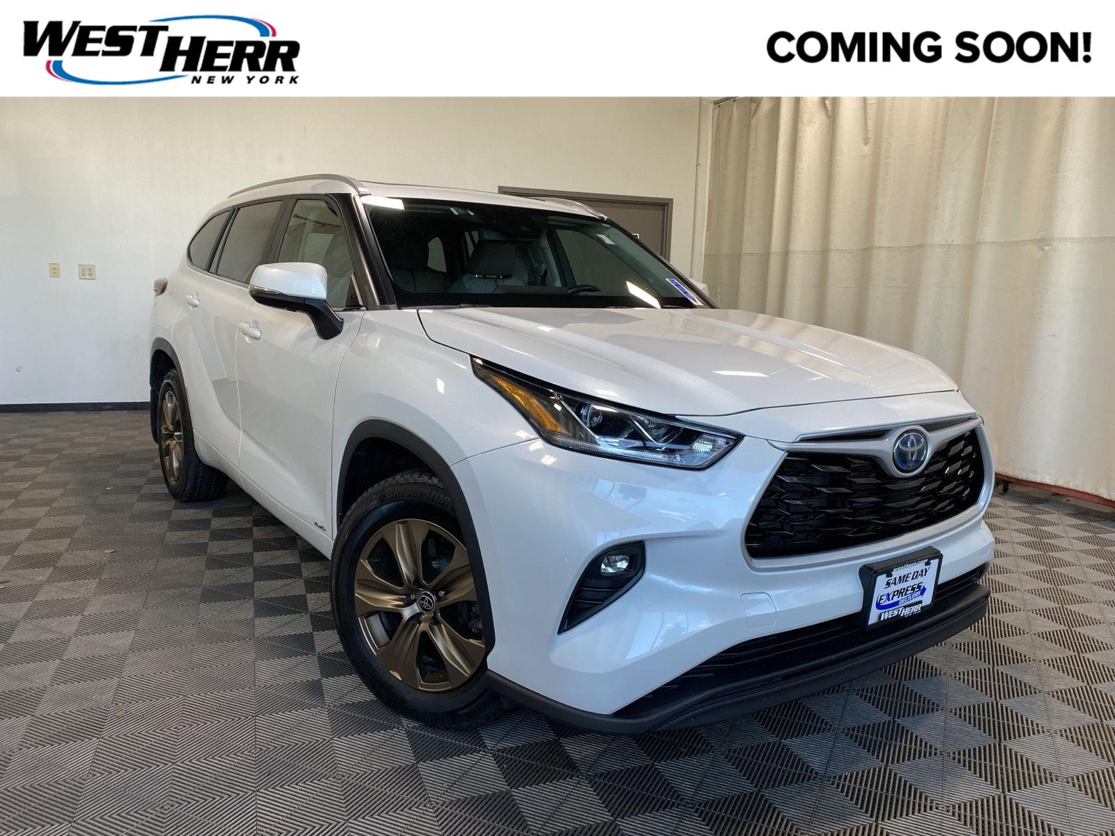 2023 Toyota Highlander Hybrid Bronze Edition