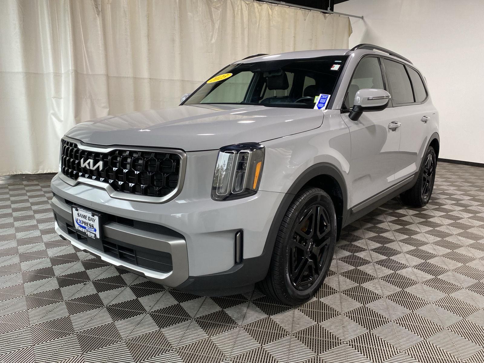 Used 2023 Wolf Gray Kia EX X-Line image 6