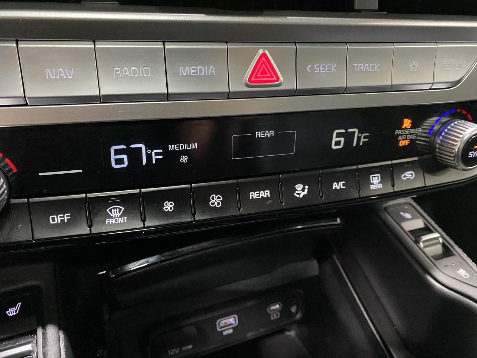 Used 2023 Wolf Gray Kia EX X-Line image 31