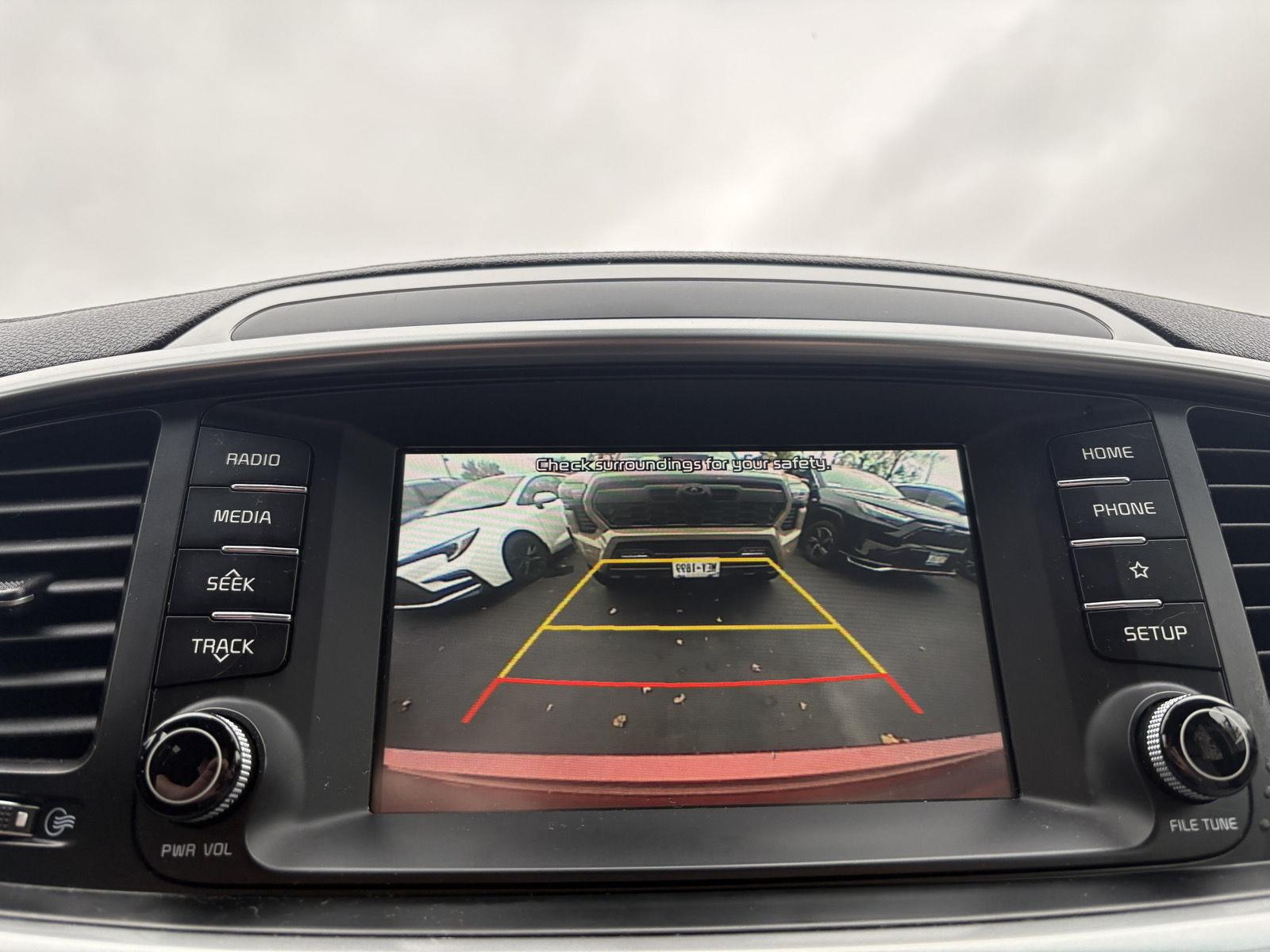 Used 2020 Passion Red Kia S V6 image 9