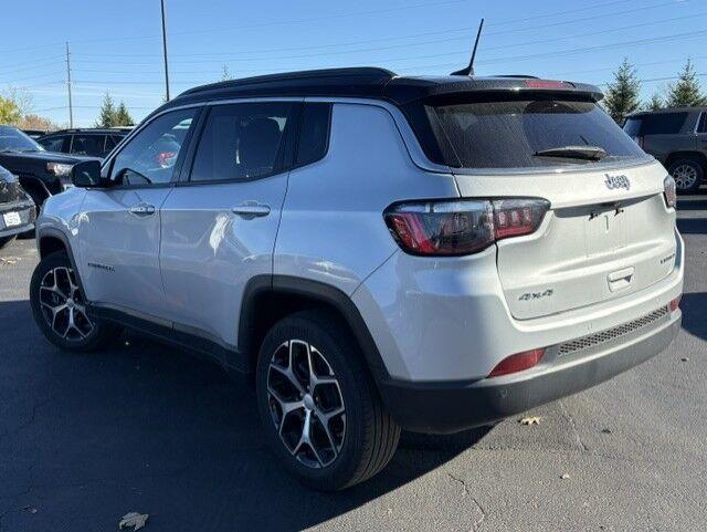 Used 2024 Silver Zynith Metallic Clearcoat Jeep Limited image 11