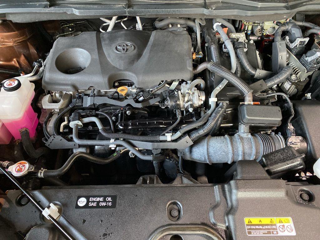 Certified Used 2022 Sunset Bronze Toyota LE image 10