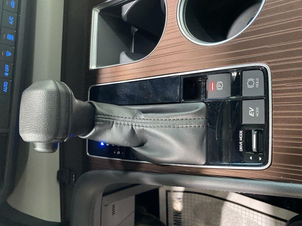 Certified Used 2022 Sunset Bronze Toyota LE image 19