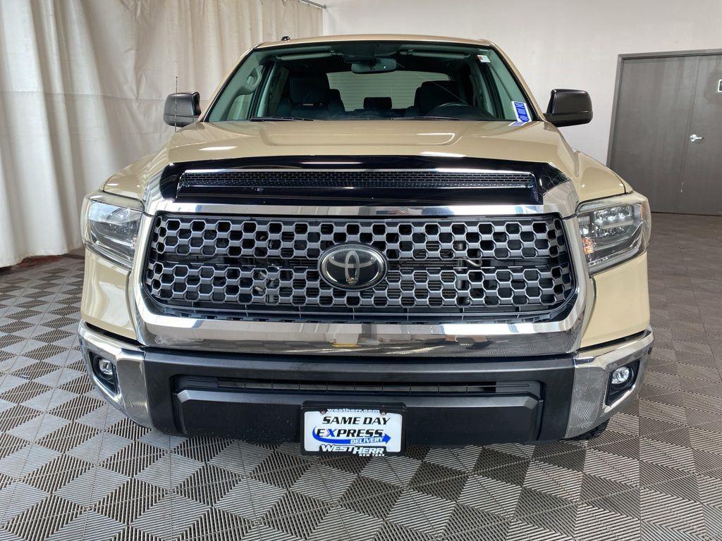 Used 2018 Quicksand Toyota SR5 image 3