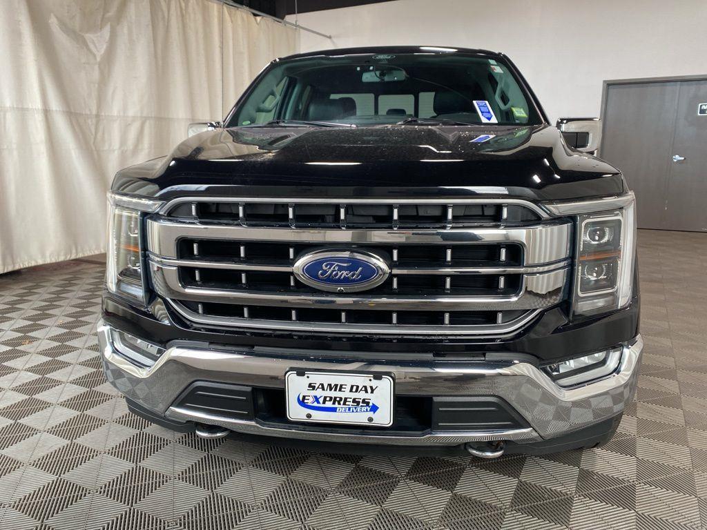 Used 2021 Black Metallic Ford LARIAT image 3