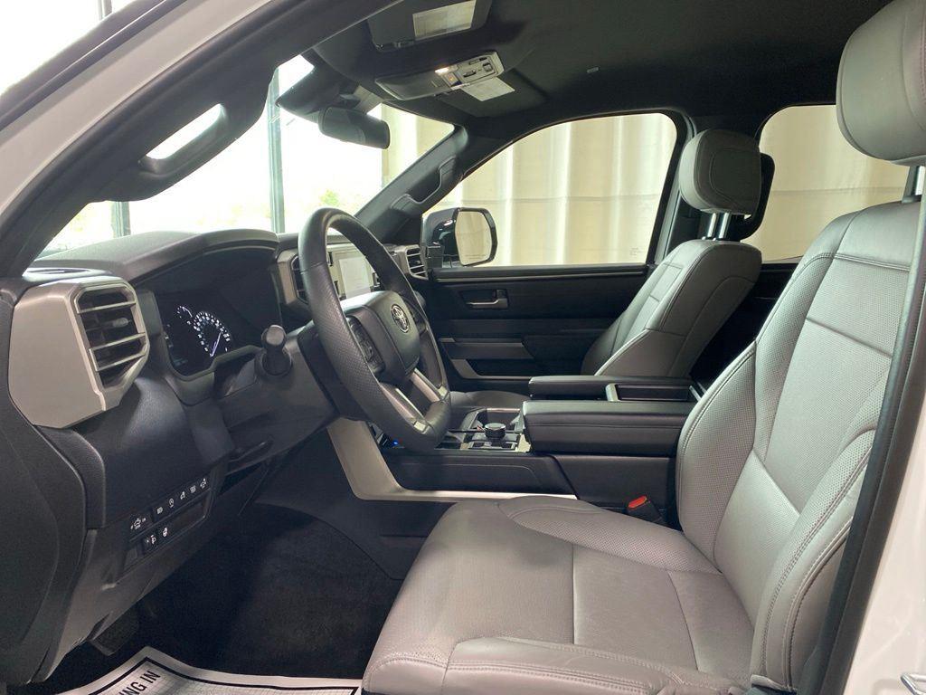Used 2025 Ice Toyota SR5 image 10