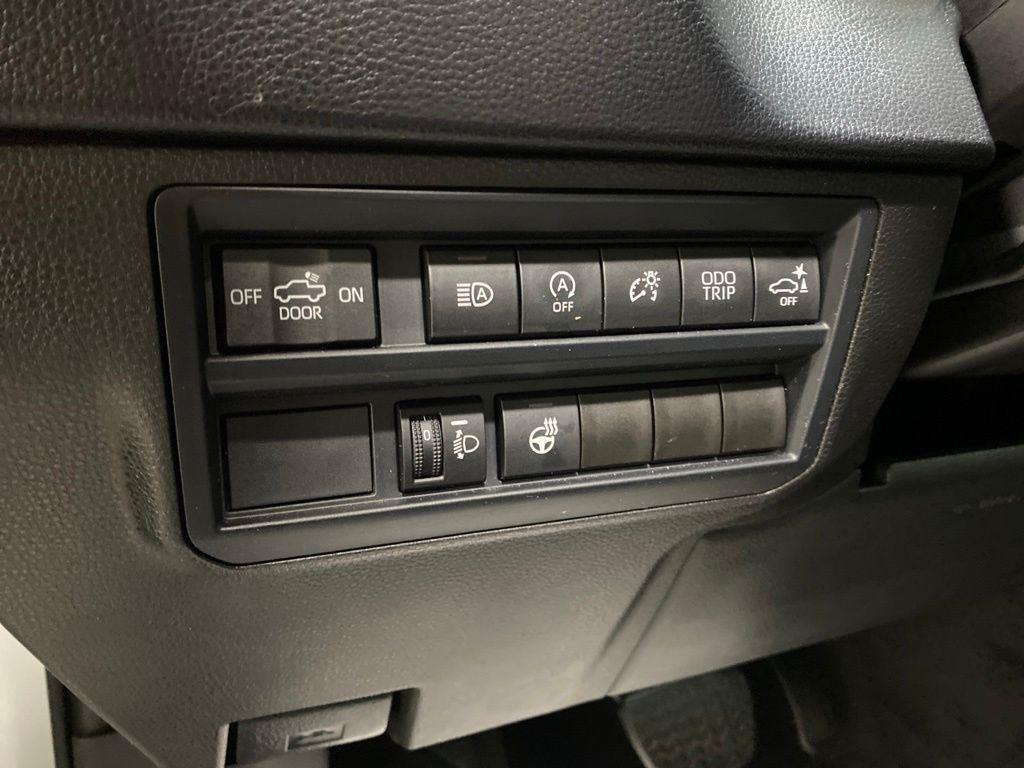Used 2025 Ice Toyota SR5 image 20