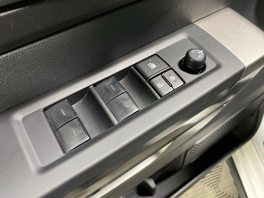 Used 2025 Ice Toyota SR5 image 21