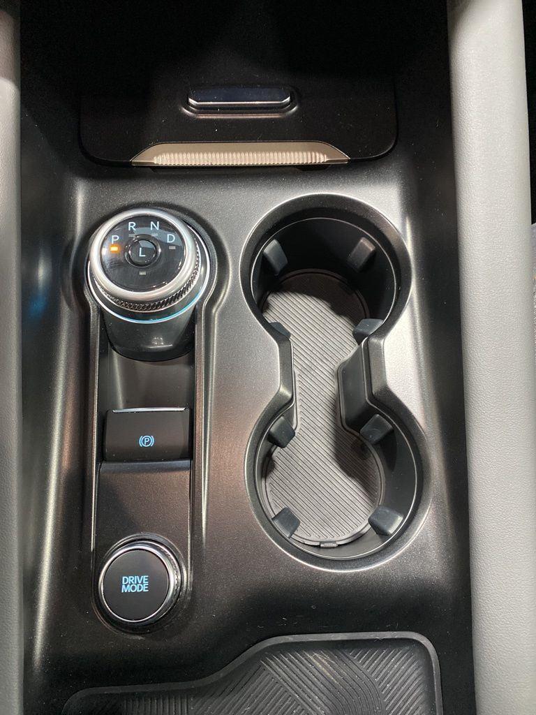 Used 2025 Vapor Blue Ford Active image 29