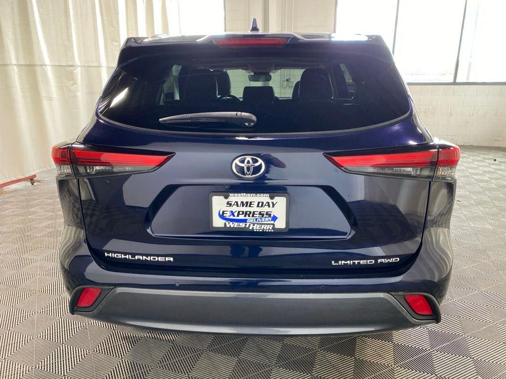 Used 2023 Gray Toyota Limited image 11