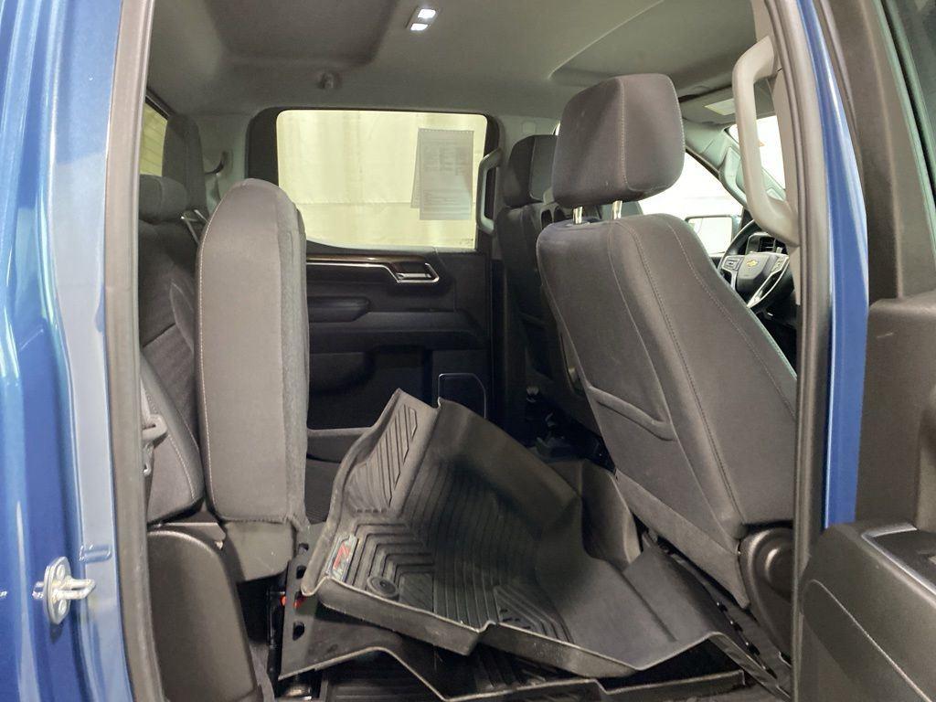 Used 2024 Lakeshore Blue Chevrolet LT image 12