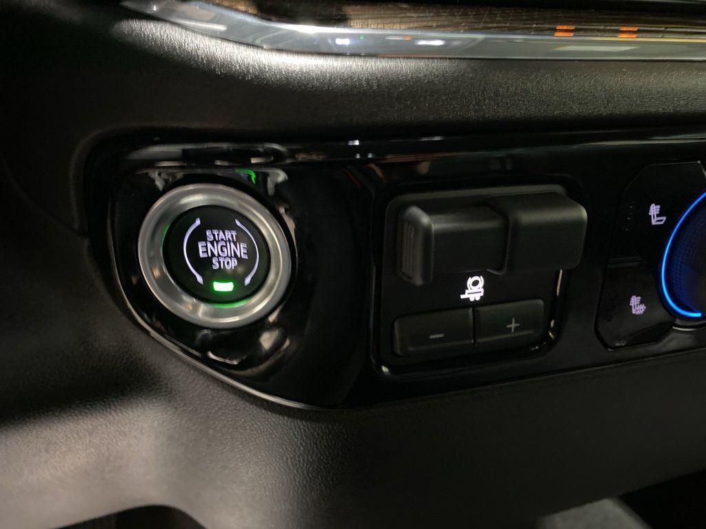 Used 2024 Lakeshore Blue Chevrolet LT image 24