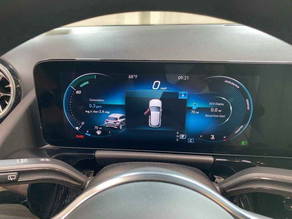 Used 2022 Polar White Mercedes-Benz GLA 250 image 27
