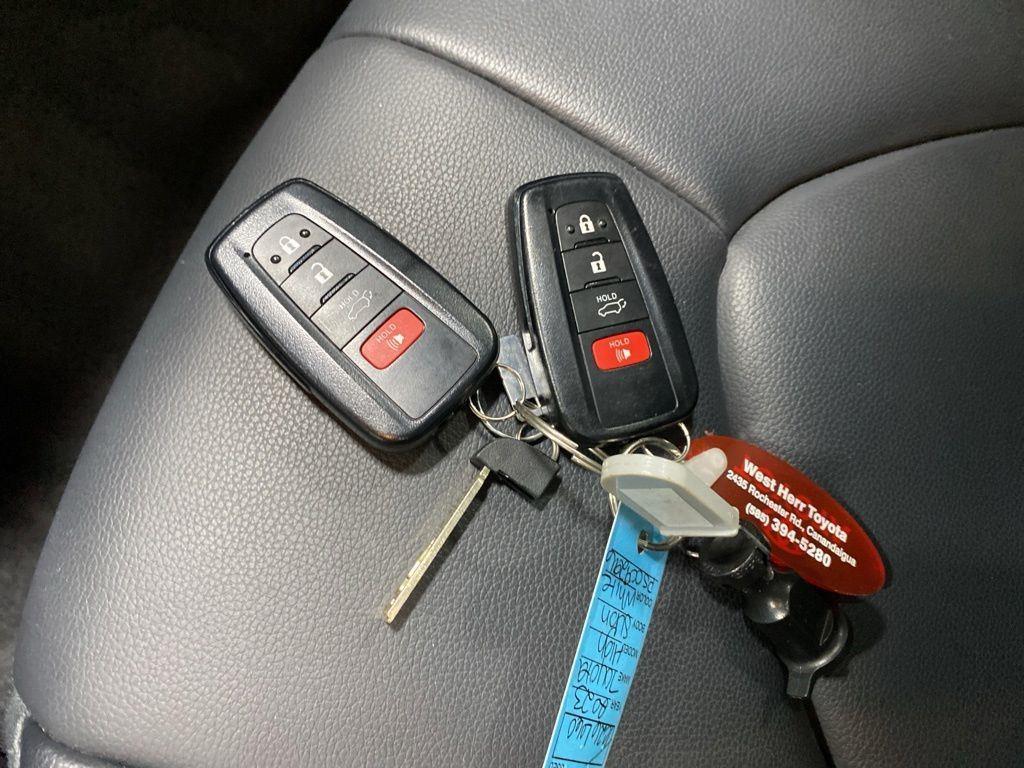 Used 2023 Pearl Toyota XLE image 39