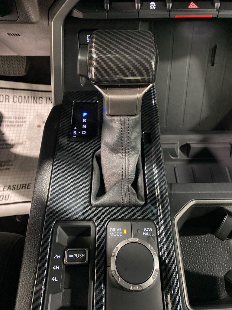 Used 2025 Ice Toyota SR5 image 26