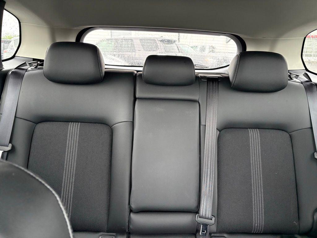 Used 2024 Pearl Mazda 2.5 S Select Package image 4