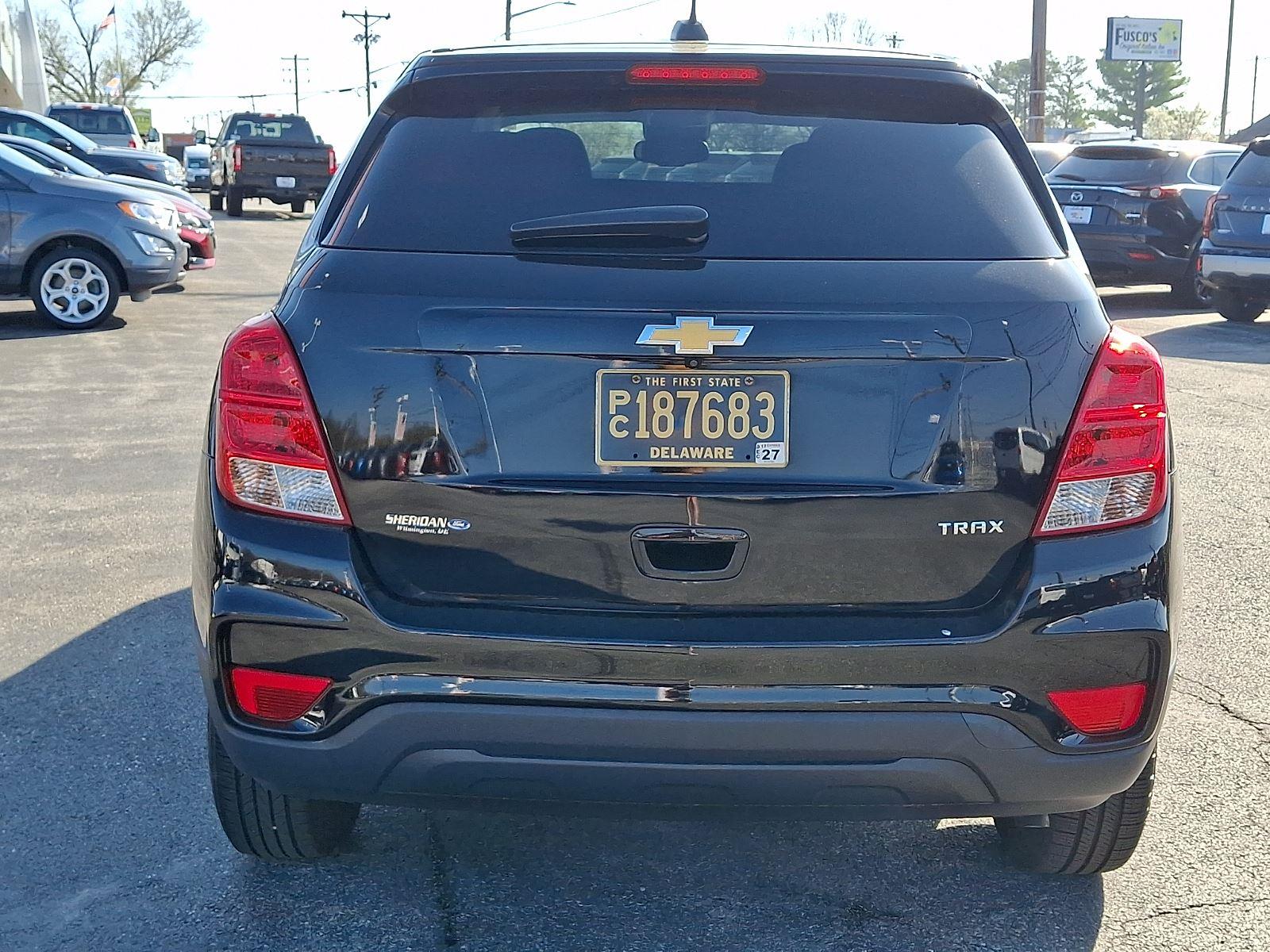 View vehicle photo 5