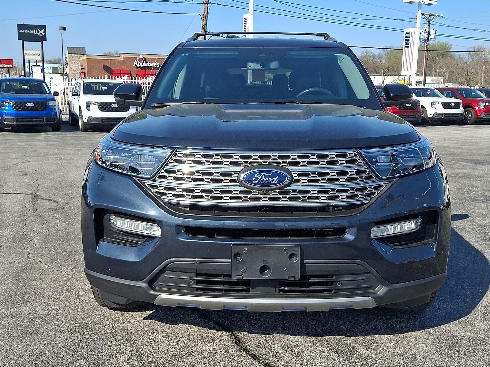 View vehicle photo 2