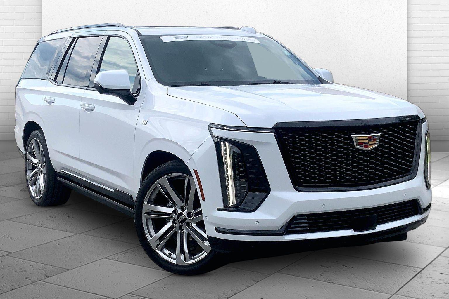Vibrant White Tricoat 2026 Cadillac Escalade SUV / Crossover Four-Wheel Drive Automatic