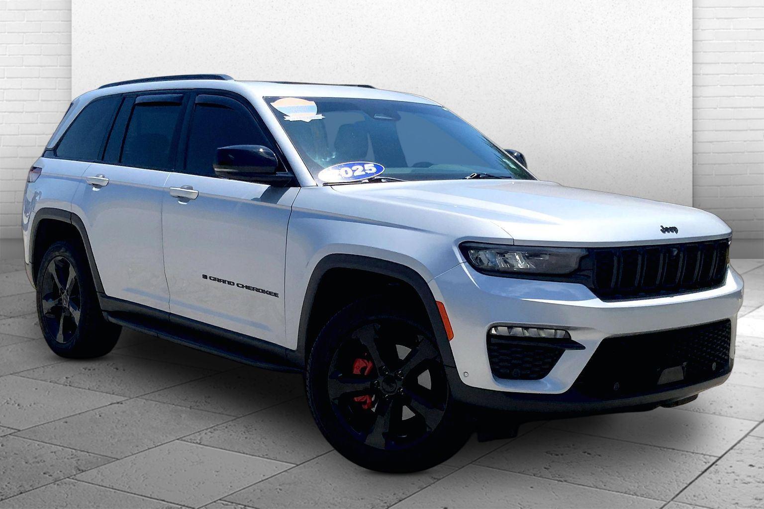 Silver Zynith 2025 Jeep Grand Cherokee SUV / Crossover Four-Wheel Drive 8-Speed Automatic