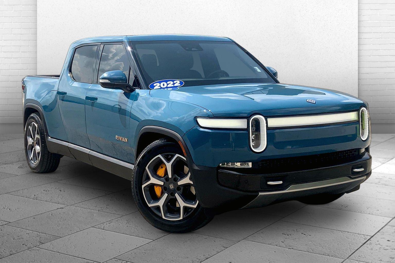  2022 Rivian R1T Adventure Crew Cab AWD   