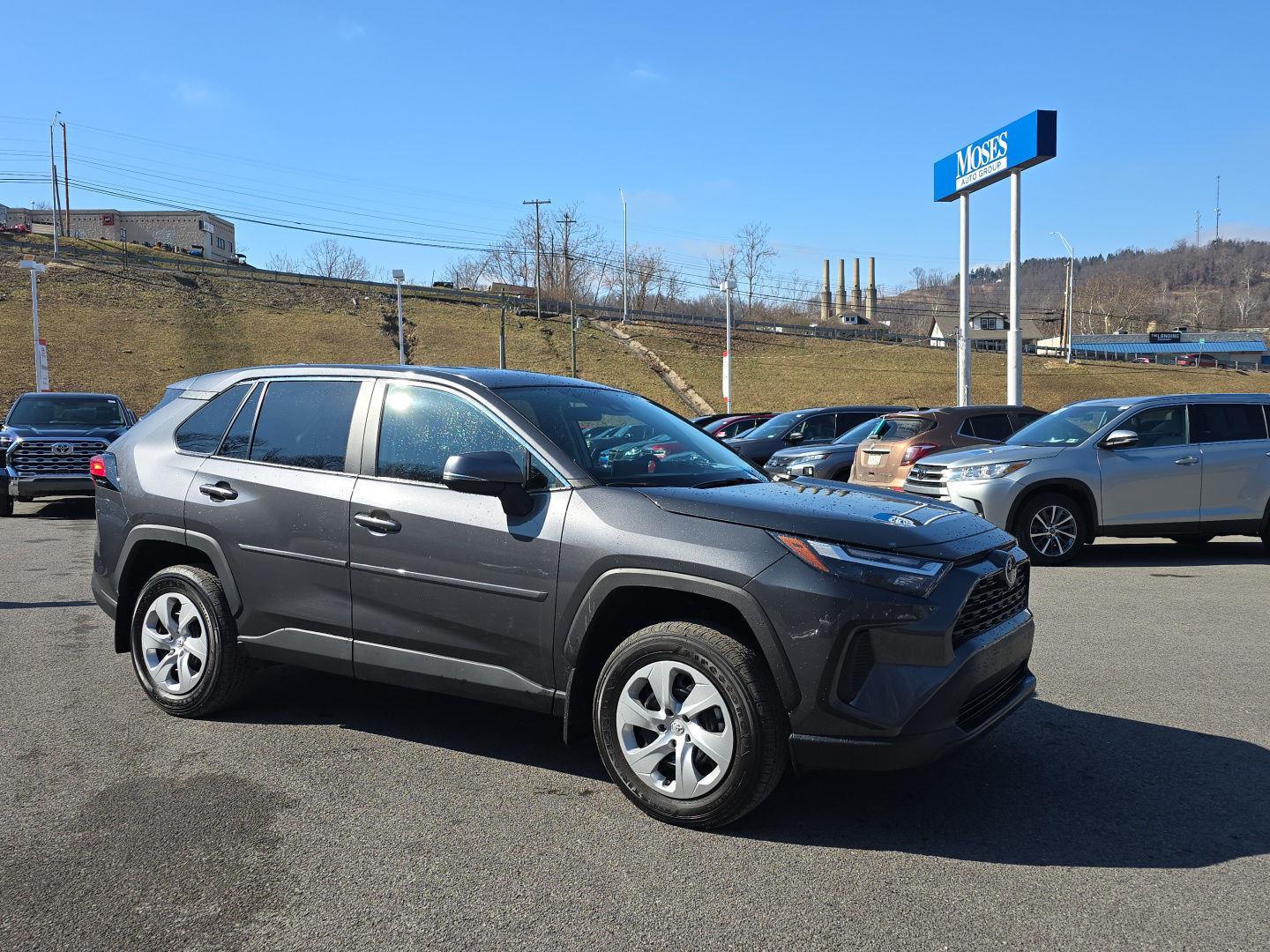 2025 Toyota RAV4 LE AWD