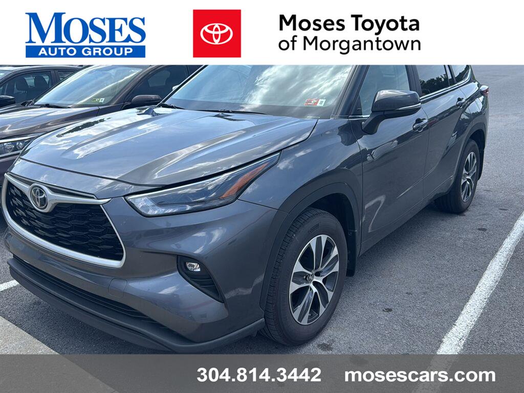 Magnetic Gray Metallic 2025 Toyota Highlander SUV / Crossover All-Wheel Drive Automatic