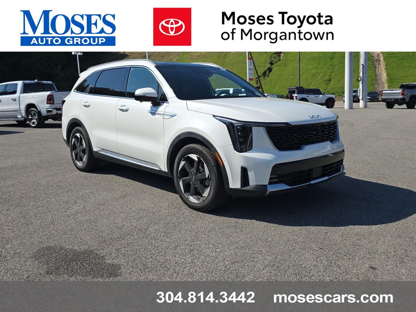 Snow White Pearl 2025 Kia Sorento Hybrid SUV / Crossover All-Wheel Drive Automatic