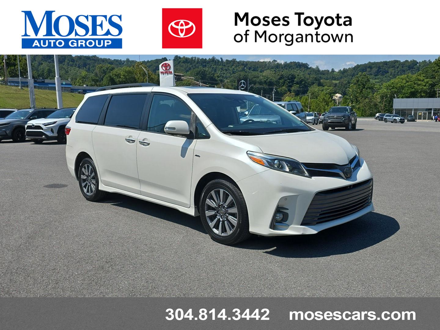 White (Blizzard Pearl) 2020 Toyota Sienna Minivan All-Wheel Drive Automatic