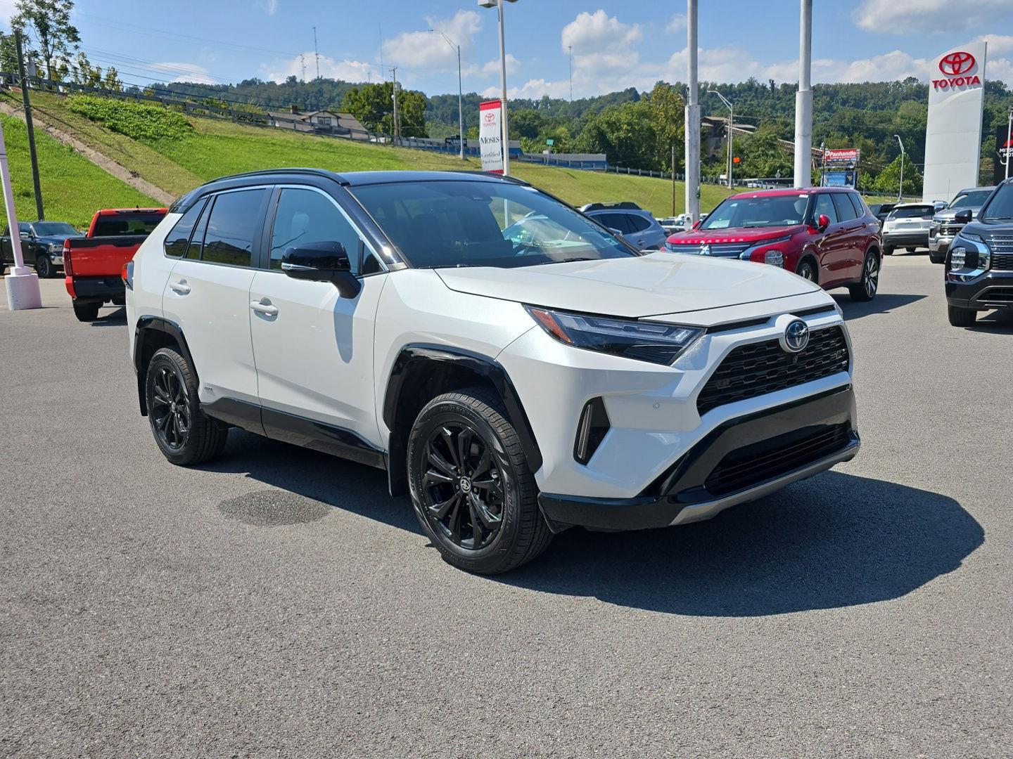 2023 Toyota RAV4 Hybrid XSE AWD   