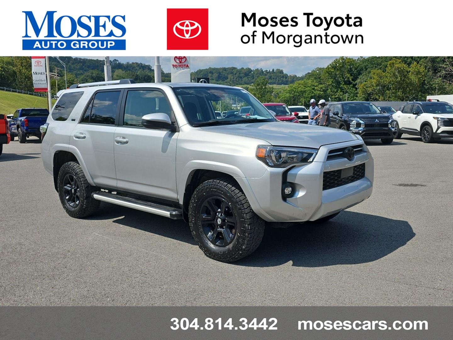 Classic Silver Metallic 2022 Toyota 4Runner SUV / Crossover Four-Wheel Drive Automatic