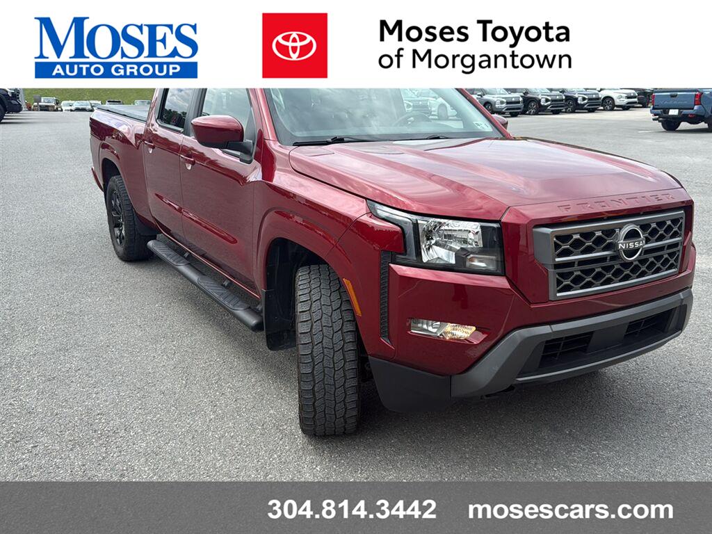 Cardinal Red Metallic Tricoat 2022 Nissan Frontier Pickup Truck Four-Wheel Drive Automatic