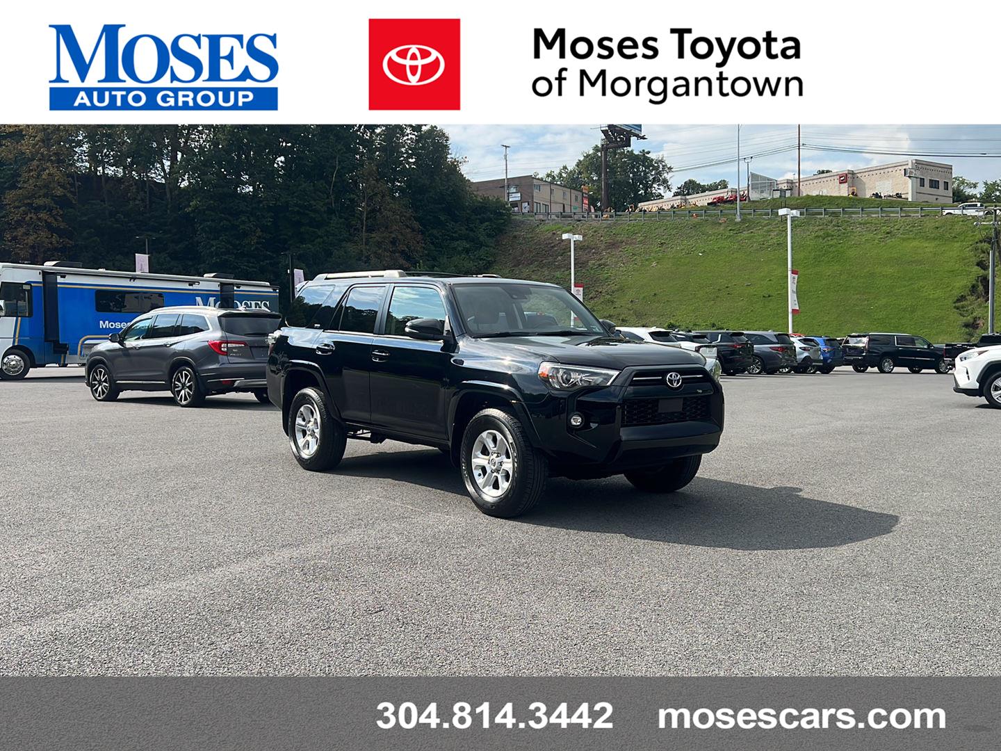 Midnight Black Metallic 2021 Toyota 4Runner SUV / Crossover Four-Wheel Drive Automatic
