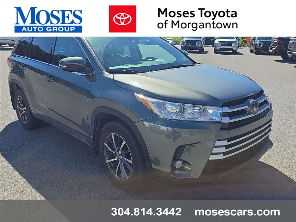 Alumina Jade Metallic 2017 Toyota Highlander SUV / Crossover All-Wheel Drive Automatic