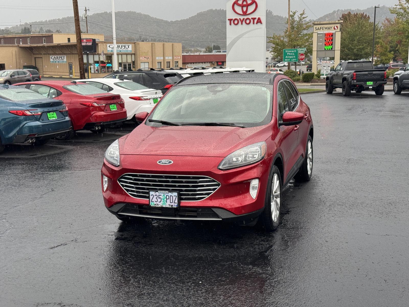 2022 Ford Escape Titanium AWD