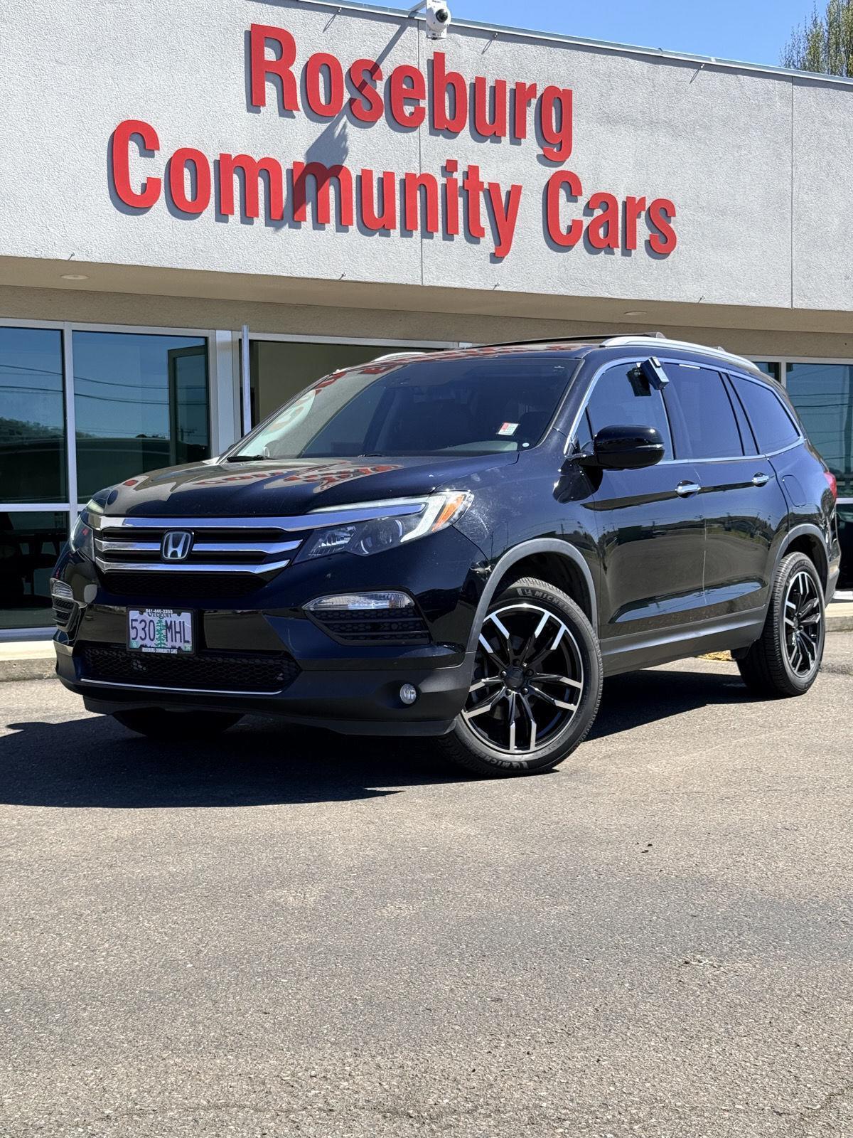 Crystal Black Pearl 2017 Honda Pilot Elite AWD SUV / Crossover All-Wheel Drive Automatic