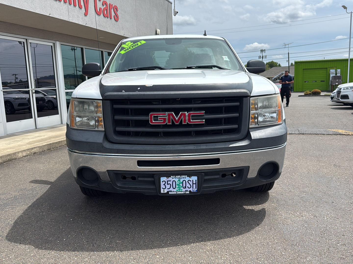 View vehicle photo 6