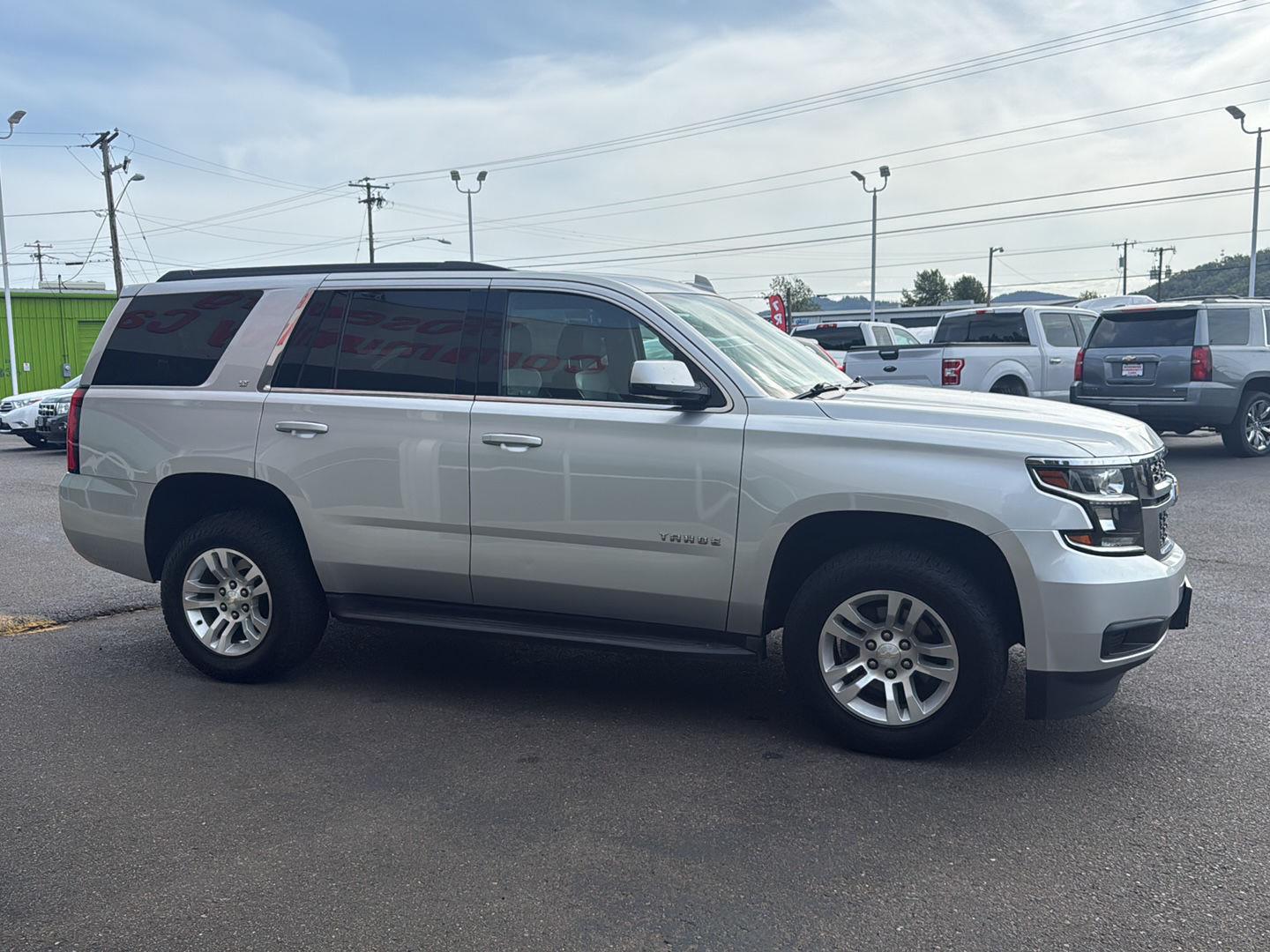 View vehicle photo 5