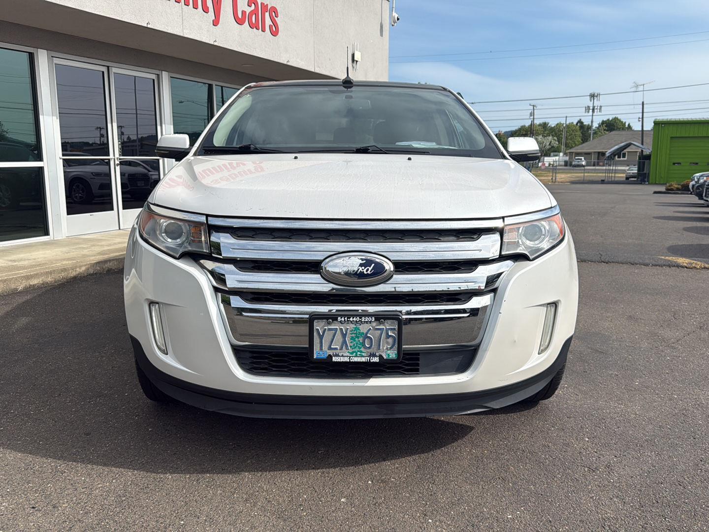 View vehicle photo 6