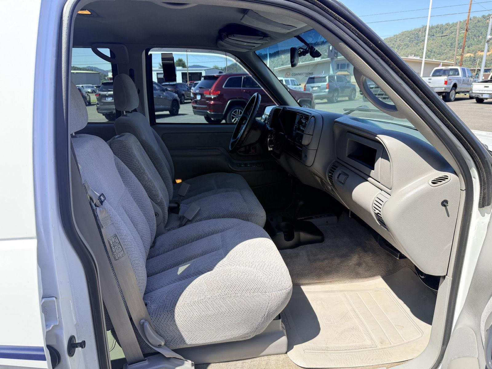  2020 Toyota Camry XSE FWD   