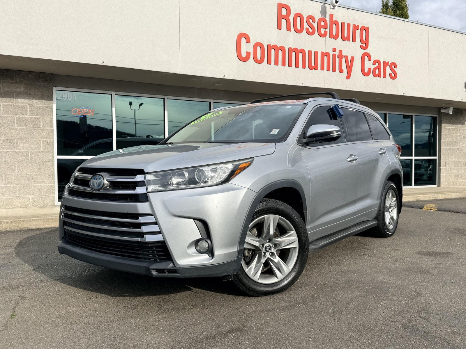 Celestial Silver Metallic 2017 Toyota Highlander Hybrid SUV / Crossover All-Wheel Drive Continuously Variable Transmission