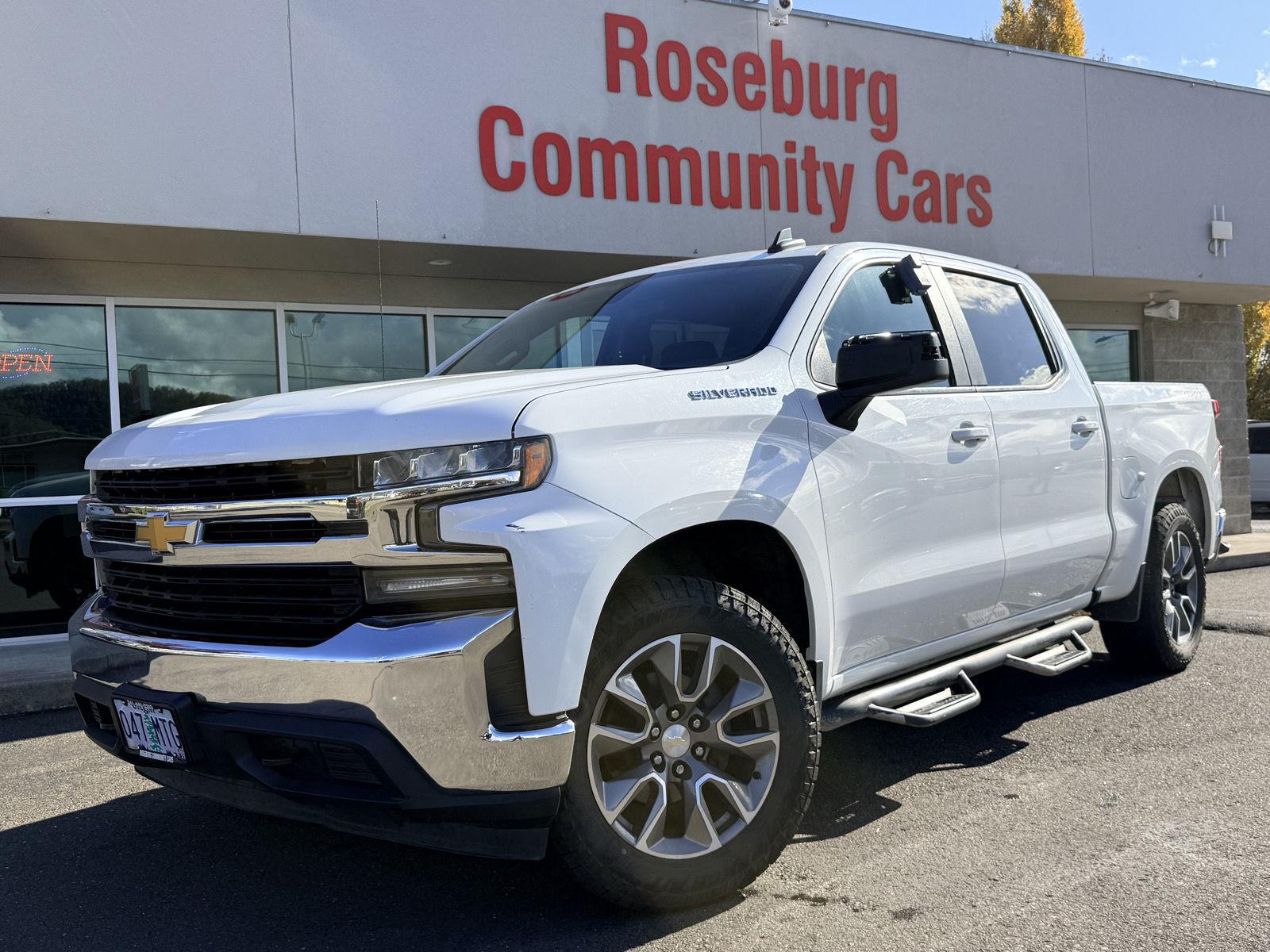 Summit White 2020 Chevrolet Silverado 1500 Pickup Truck Four-Wheel Drive 8-Speed Automatic